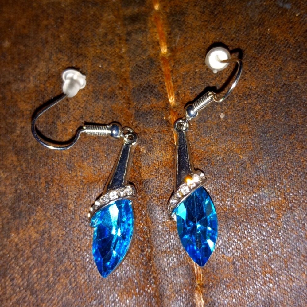Crystal teardrop dangle #3